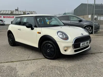 Used Mini ONE Hatch 102 HP (75 kW) 2015 White Hatchback