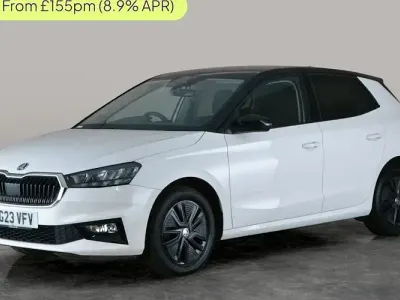 Used Skoda Fabia Colour Edition 80 HP (58 kW) 2023 White Hatchback