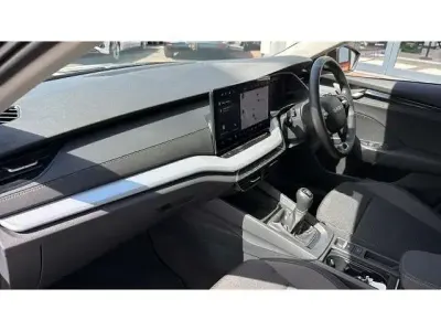 Begagnad Skoda Octavia SE Technology 116 HK (85 kW) 2025 Svart Kombi