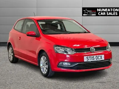 Used VW Polo SE 90 HP (66 kW) 2015 Red Hatchback