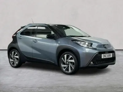 Used Toyota Aygo X 72 HP (52 kW) 2024 Grey SUV