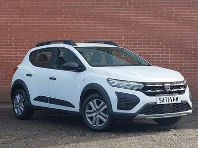 Used Dacia Sandero Essentiel 91 HP (66 kW) 2021 White Hatchback