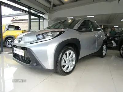 Used Toyota Aygo X PURE 2023 Silver SUV