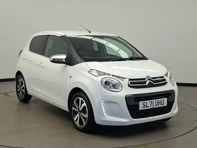 Used Citroën C1 Shine 72 HP (52 kW) 2021 White Hatchback