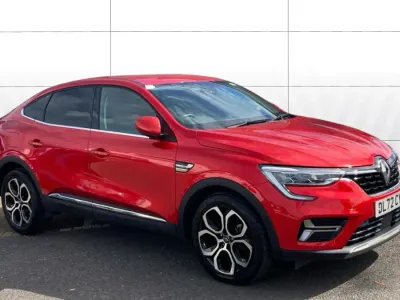 Used Renault Arkana Version S 142 HP (104 kW) 2023 Red SUV
