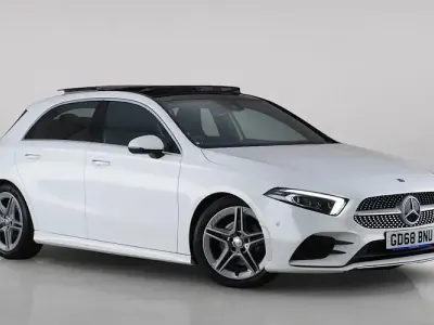 Used Mercedes A180 AMG Line Premium Plus 136 HP (100 kW) 2019 White Hatchback