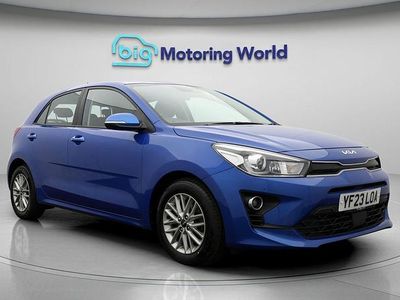 Used Kia Rio 84 HP (61 kW) 2022 Blue Hatchback