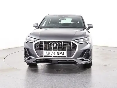 Używany Audi Q3 S-Line 2024 Szary SUV