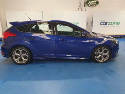Used Ford Focus ST 2015 Blue Hatchback