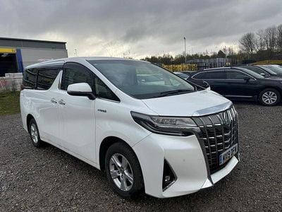 White Used 2025 Toyota Alphard MPV | £20,900 (Super price)