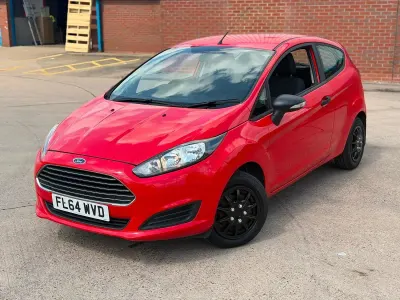 Used Ford Fiesta Studio 2014 Red Hatchback