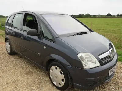 Used Vauxhall Meriva 2009 Blue MPV