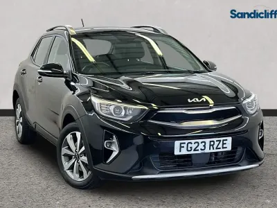 Used Kia Stonic 99 HP (72 kW) 2024 Black SUV