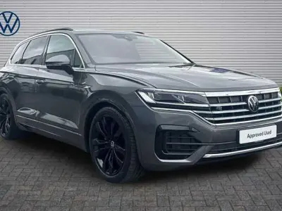 Usado VW Touareg R-line 286 HP (210 kW) 2023 Cinzento SUV
