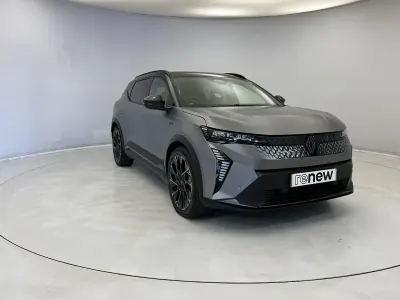 Begagnad Renault Scenic E-Tech 159 kW (217 HK) 2024 Grå SUV