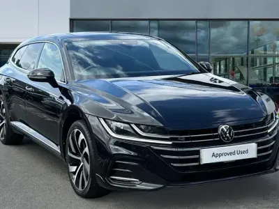 Usado VW Arteon R-line 218 HP (160 kW) 2024 Preto Carrinha