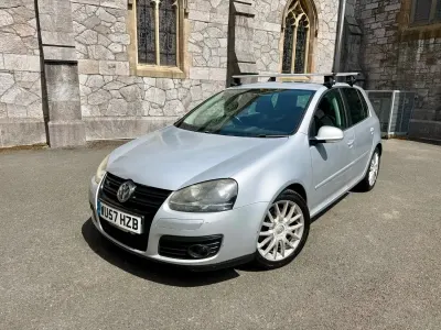 Begagnad VW Golf V GT 170 HK (125 kW) 2007 Silver Halvkombi