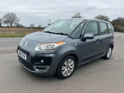 Begagnad Citroën C3 Picasso VTR Sport 2010 Grå Minibuss