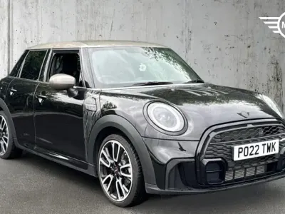 Used Mini Cooper Hatch 134 HP (98 kW) 2022 Black Hatchback