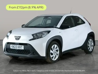 Begagnad Toyota Aygo X PURE 72 HK (52 kW) 2023 Vit SUV