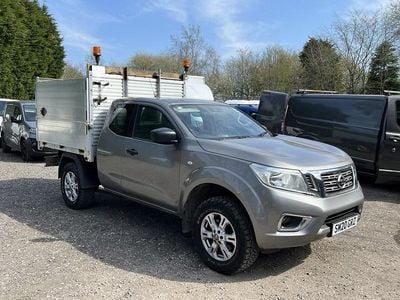 Grey Used 2020 Nissan Navara Acenta Pickup | £16,494 (Expensive)