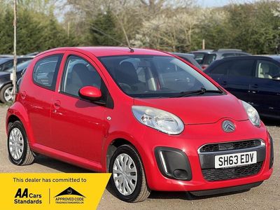 Used Citroën C1 VTR Sport 68 HP (50 kW) 2013 Red Hatchback