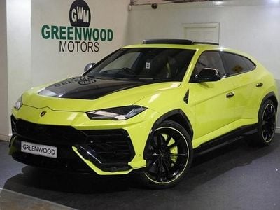 Green Used 2022 Lamborghini Urus SUV | £159,000 (Fair price)