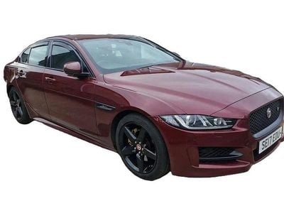 Used Jaguar XE R-Sport 180 HP (132 kW) 2017 Red Sedan