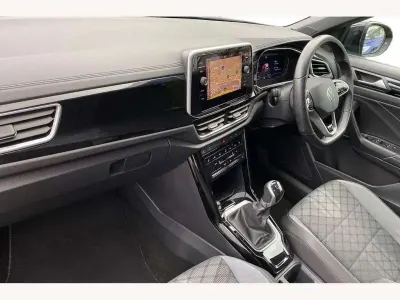 Used VW T-Roc R-line 150 HP (110 kW) 2022 Deep black pearl SUV
