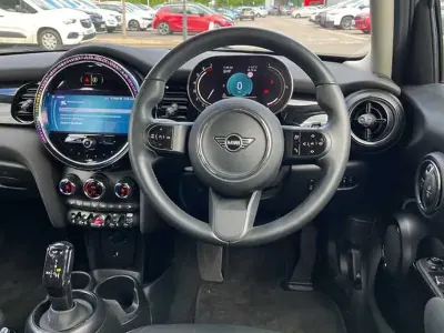 Used Mini Cooper Classic 136 HP (100 kW) 2023 Silver Hatchback