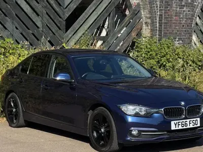 Used BMW 318 Sport Line 136 HP (100 kW) 2016 Blue Sedan