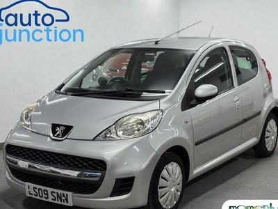 Silver Used 2009 Peugeot 107 Hatchback | £3,199 (Fair price)