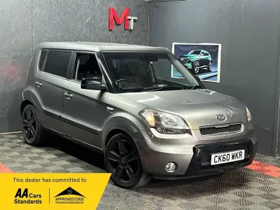 Used Kia Soul 2010 Silver SUV