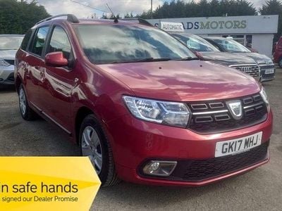 Used Dacia Logan MCV Lauréate 90 HP (66 kW) 2017 Red Estate