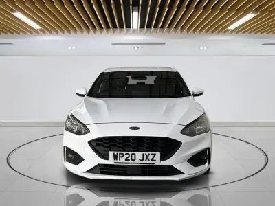 Used Ford Focus ST-Line X 125 HP (91 kW) 2020 White Hatchback