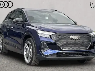 Nouă Audi Q4 e-tron Black Edition 210 kW (286 CP) 2026 SUV