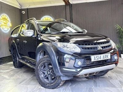 Used Mitsubishi L200 2017 Black Pickup