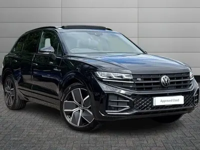 Used VW Touareg Black Edition 286 HP (210 kW) 2025 Grenadilla black SUV