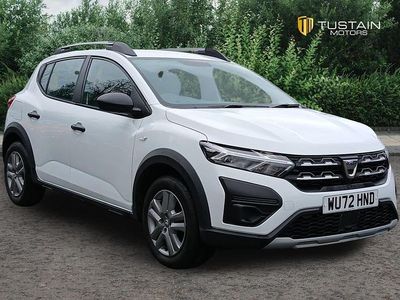 Used Dacia Sandero Essentiel 90 HP (66 kW) 2022 White Hatchback