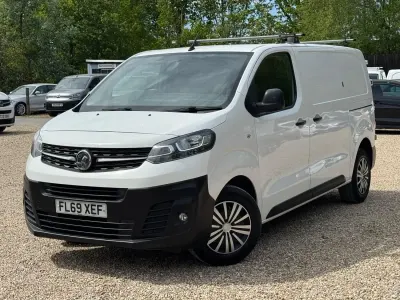 Used Vauxhall Vivaro Edition 2019 White MPV