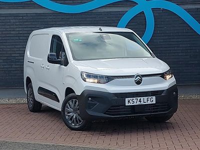 Used Citroën Berlingo 100 HP (73 kW) 2024 White MPV