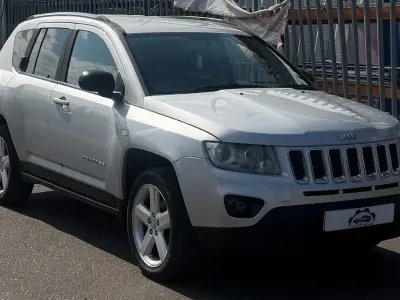 Used Jeep Compass Limited 156 HP (114 kW) 2011 Silver SUV
