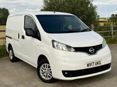 Used Nissan NV200 Tekna 2017 White MPV