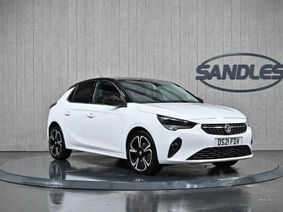 Used Vauxhall Corsa Elite 101 HP (74 kW) 2021 White Hatchback