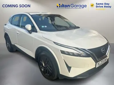 Used Nissan Qashqai Acenta Premium 2023 White SUV
