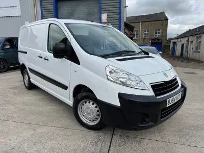 Used Peugeot Expert 90 HP (66 kW) 2014 White Van