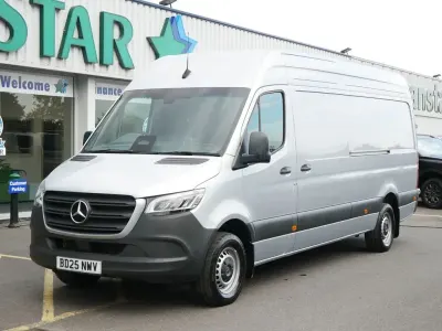 Used Mercedes Sprinter 150 HP (110 kW) 2025 Silver Van