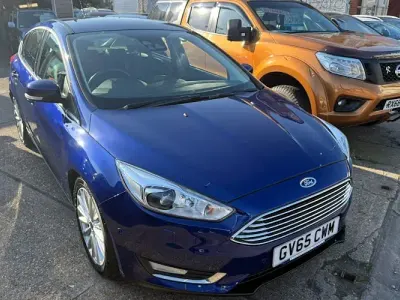 Used Ford Focus Titanium X 120 HP (88 kW) 2016 Blue Hatchback