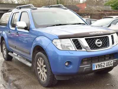 Used Nissan Navara 2012 Blue Pickup