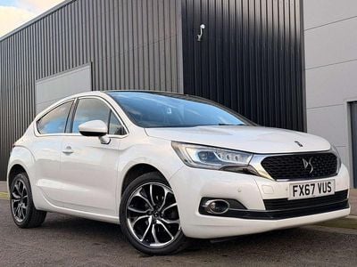 Used DS Automobiles DS4 Prestige 2017 White Hatchback